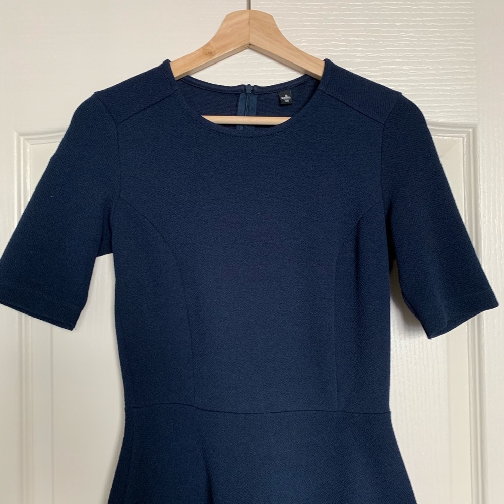 Dress - Picture 3 of 5